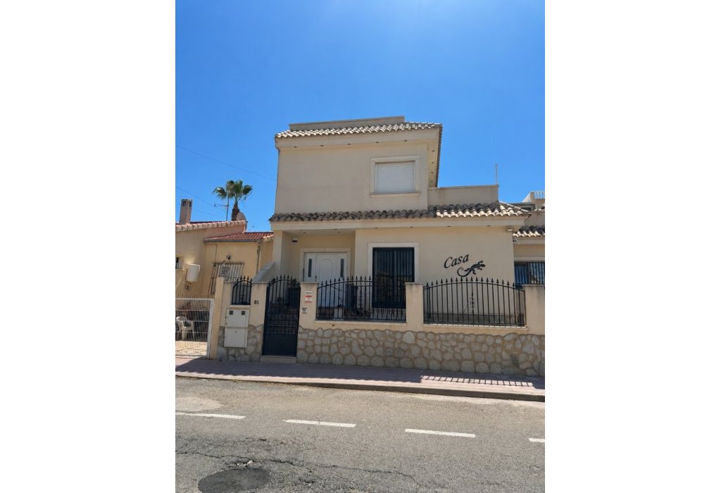 Venta - Chalet - San Fulgencio