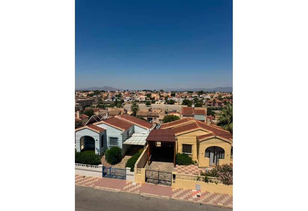 Venta - Chalet - San Fulgencio