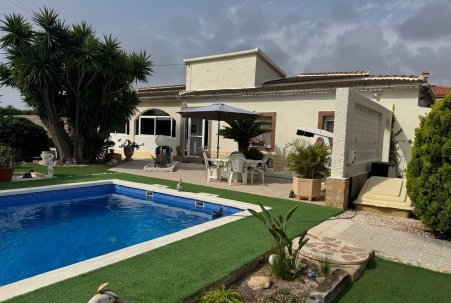 Villa - Sale - Elche Pedanías - La Marina
