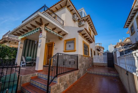 Villa - Sale - La Zenia - La Zenia