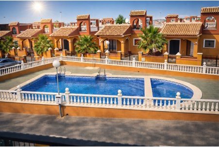 Villa - Sale - Torrevieja - Aguas Nuevas