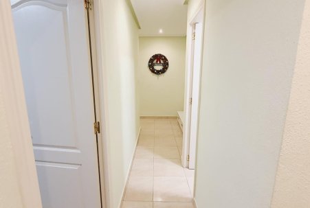 Sale - Apartment - Torrevieja - Centro