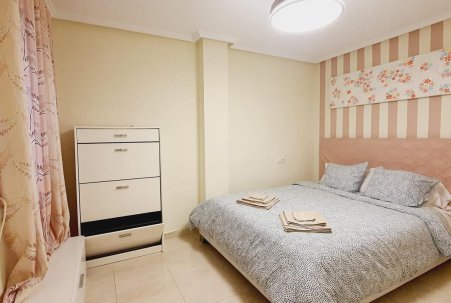 Sale - Apartment - Torrevieja - Centro
