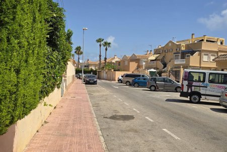 Sale - Bungalow - Torrevieja - Nueva Torrevieja - Aguas Nuevas