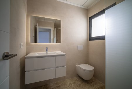 New Build - detached - Coloma