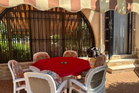 Sale - Townhouse / Duplex - Guardamar del Segura - Urbanizaciones