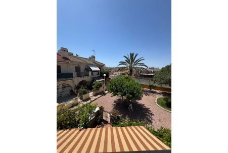 Sale - Townhouse / Duplex - Guardamar del Segura - Urbanizaciones