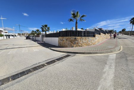 Venta - Chalet - Algorfa