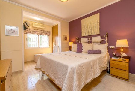 Venta - Chalet - Torrevieja - La Siesta - El Salado -  Torreta