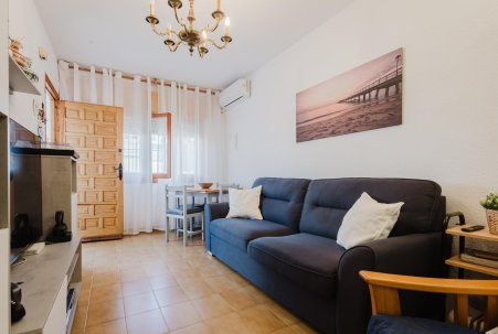Sale - Bungalow - Torrevieja - playa de los naufragos