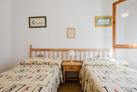 Sale - Bungalow - Torrevieja - playa de los naufragos