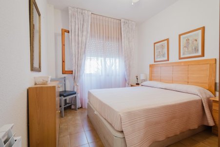 Sale - Bungalow - Torrevieja - playa de los naufragos