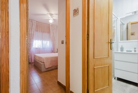 Sale - Bungalow - Torrevieja - playa de los naufragos