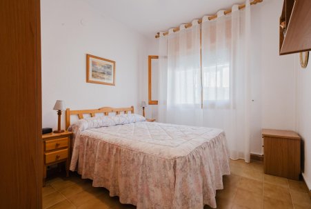 Sale - Bungalow - Torrevieja - playa de los naufragos