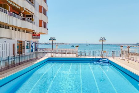 Sale - Apartamento - Torrevieja - Playa del Acequión