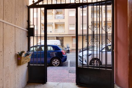 Sale - Apartamento - Torrevieja - Parque de Las Naciones