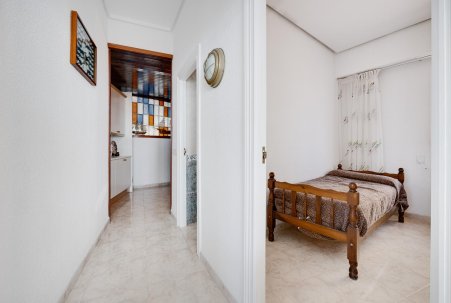 Sale - Apartamento - Torrevieja - Playa del Acequión