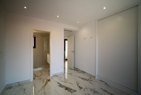 New Build - detached - Coloma