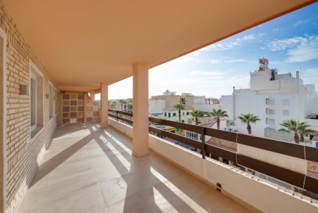 Sale - Apartamento - Torrevieja - playa de los naufragos
