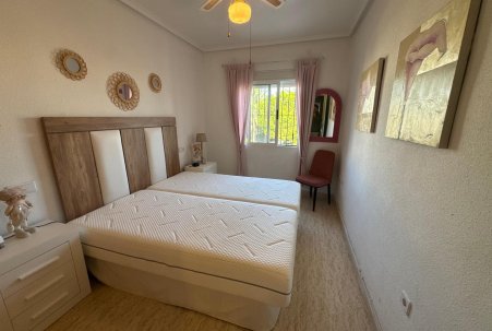 Sale - Bungalow - Orihuela Costa - La Florida