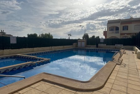 Sale - Bungalow - Orihuela Costa - La Florida