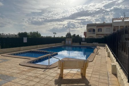 Sale - Bungalow - Orihuela Costa - La Florida