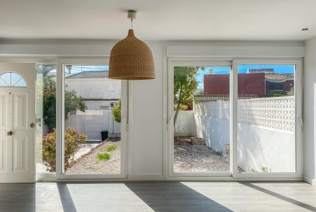 Venta - Chalet - Torrevieja - Aguas Nuevas