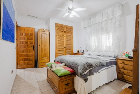 Venta - Chalet - Torrevieja - La Siesta