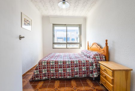 Sale - Apartamento - Torrevieja - Playa del Acequión