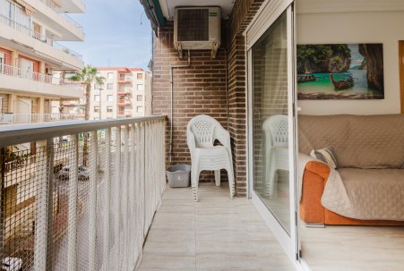 Sale - Apartamento - Torrevieja - Playa del Acequión