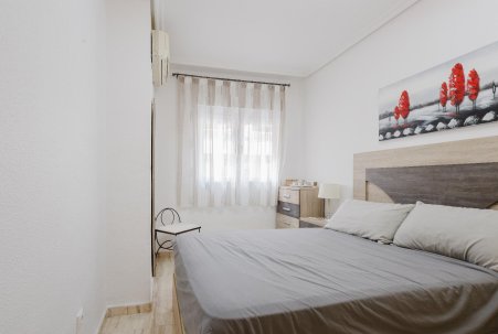 Sale - Apartamento - Torrevieja - Playa del Acequión