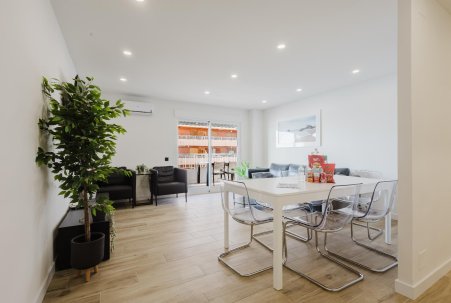 Sale - Apartamento - Torrevieja - Playa del Acequión