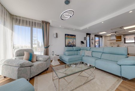 Sale - Villa - Torrevieja - Los Balcones