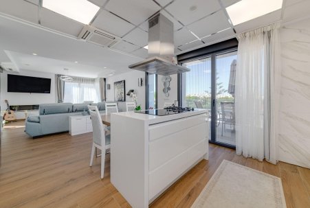 Sale - Villa - Torrevieja - Los Balcones