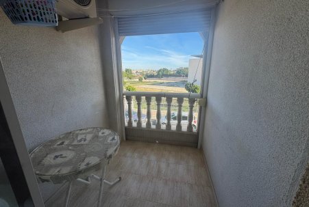 Sale - Apartamento - Torrevieja - Playa del Acequión