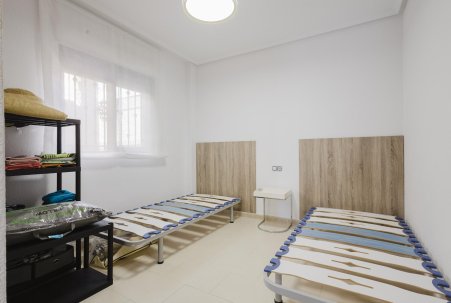 Sale - Chalet - Torrevieja - Aguas Nuevas