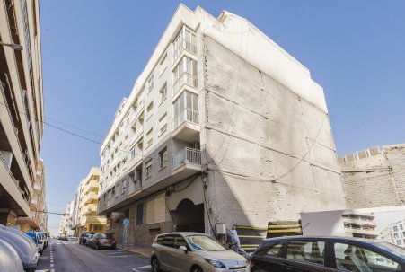 Sale - Apartamento - Torrevieja - Playa del Acequión