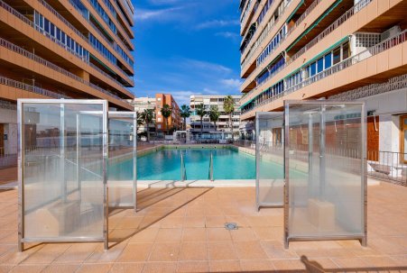 Sale - Apartamento - Torrevieja - Playa del Acequión
