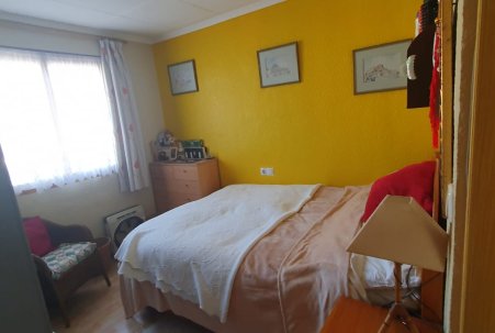 Sale - Triplex - Guardamar del Segura - Urbanizaciones