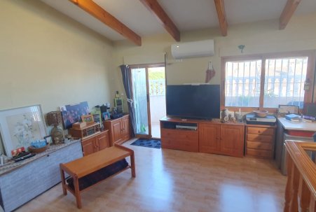 Sale - Triplex - Guardamar del Segura - Urbanizaciones