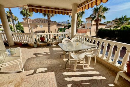 Sale - Villa - Benferri