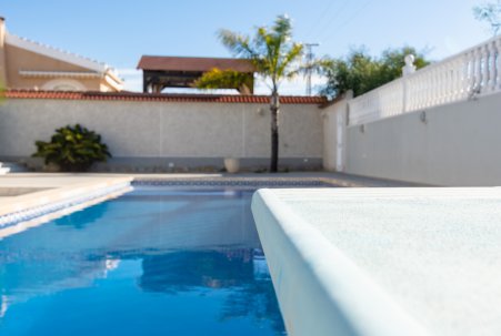 Sale - Villa - Torrevieja - Centro