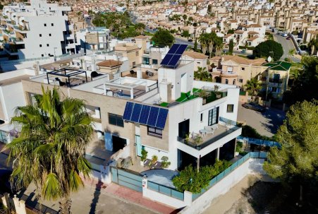 Sale - Villa - Orihuela Costa - Villamartín