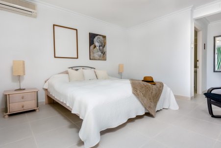Sale - Villa - Torrevieja - Centro