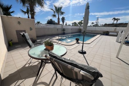 Venta - Chalet - Benijofar - Monte Azul