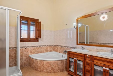 Sale - Country House - Rafal