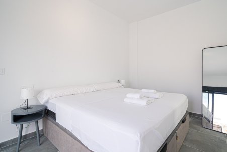 Sale - Stadthaus - Daya Nueva