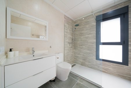 Sale - Stadthaus - Daya Nueva