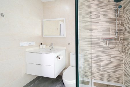 Sale - Stadthaus - Daya Nueva