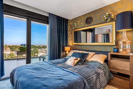 Sale - Apartment - Villamartín